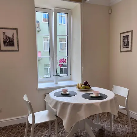 Old Town Staywise 4 Апартаменти