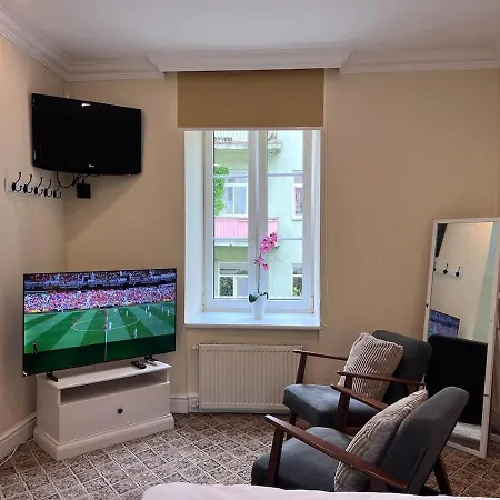Апартаменти Old Town Staywise 4 *
