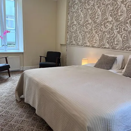 Old Town Staywise 4 Апартаменти *